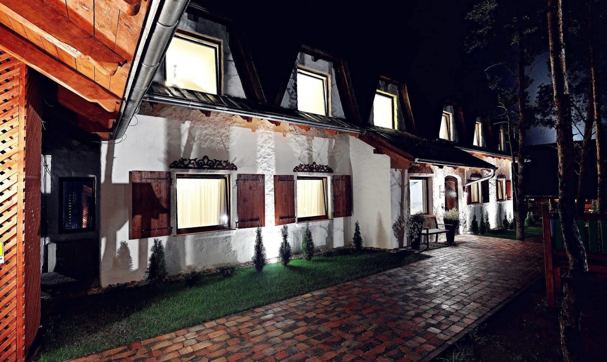 Готель Karczma Rzym Bydgoszcz S5 Екстер'єр фото